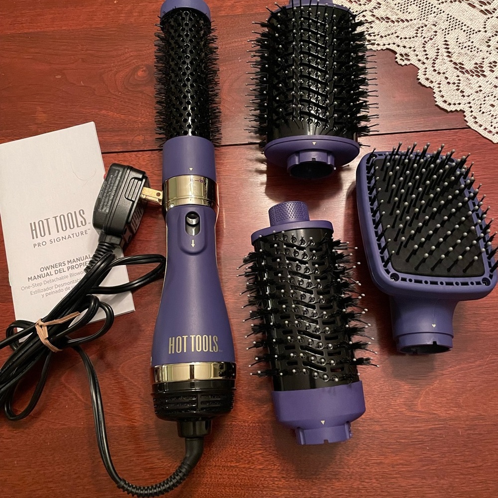 Hot Tools purple hair dryer styler with extra attachments.